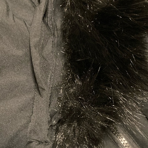 NWT Michael Michael Kors Women’s Belted Bibbed Hooded Puffer Coat - Black - Picture 10 of 16